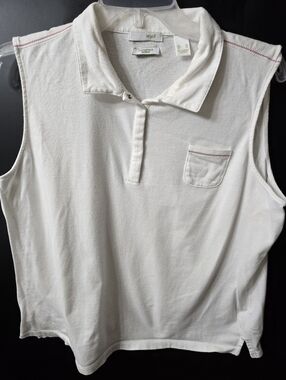 Lizgolf White Sleeveless Polo with Pink Topstitching